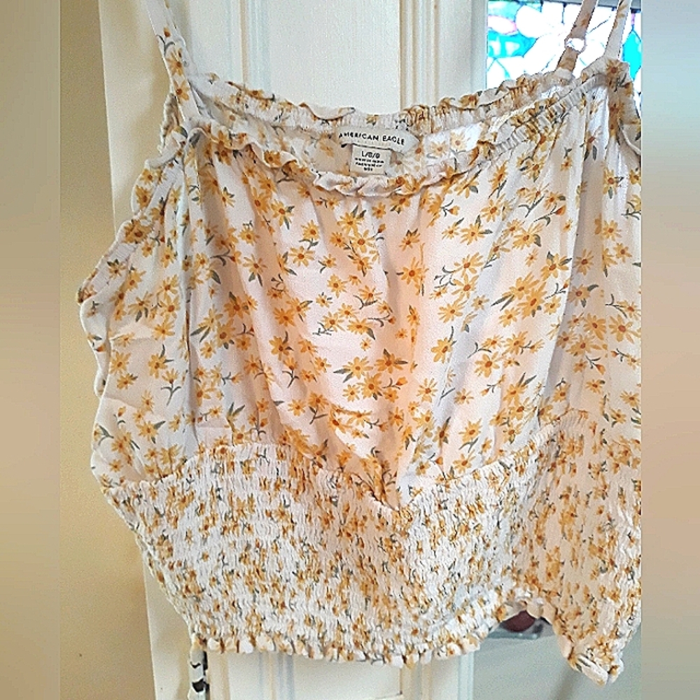 American Eagle Ruffle Edge Floral Crop T Camisole Top Tee Sz L Junior Pre-Loved - Picture 7 of 7